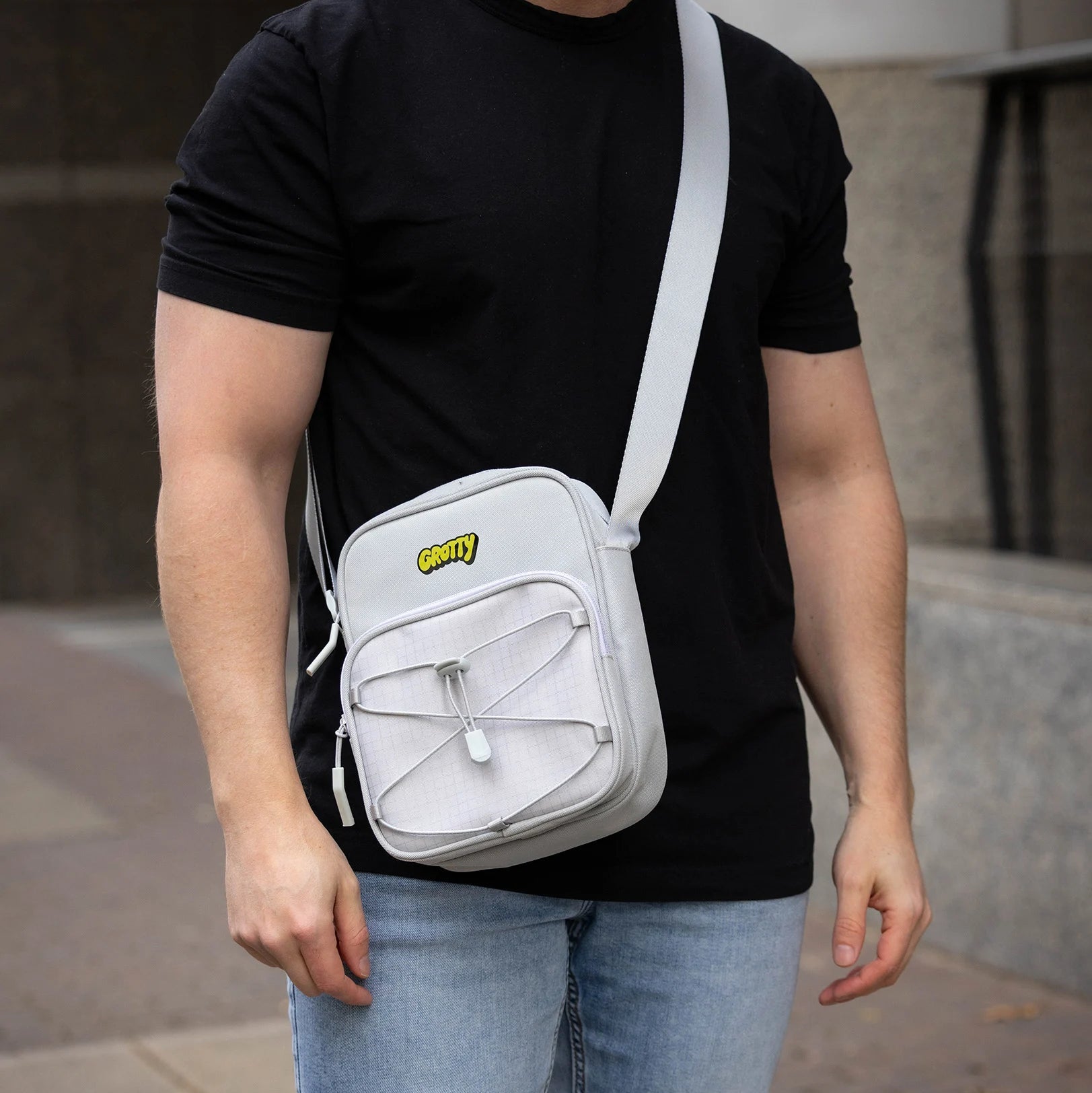 McMurdo Crossbody MAIN