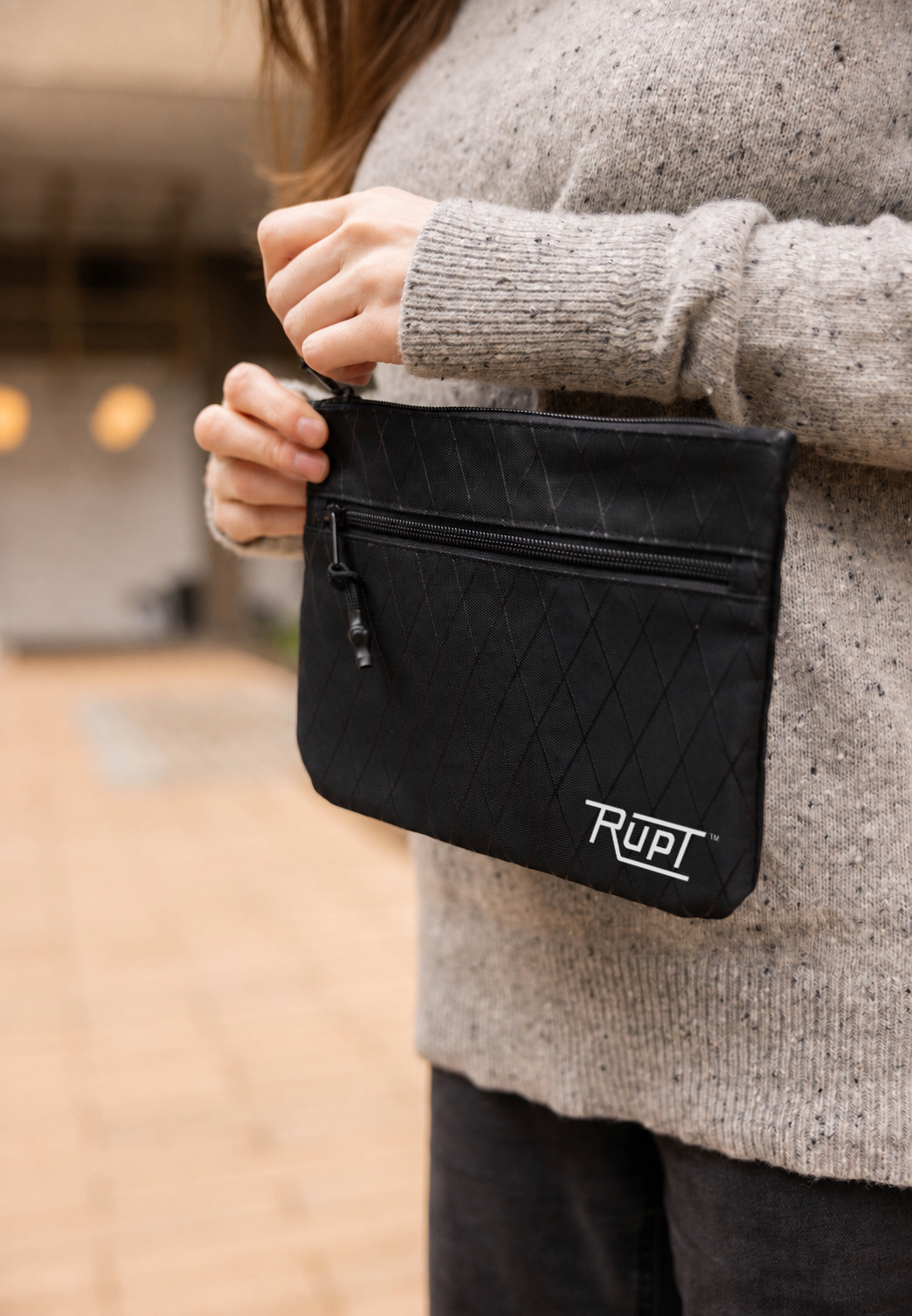 Obsidia Pouch - 4R7A0345 - obsidia travel pouch.png