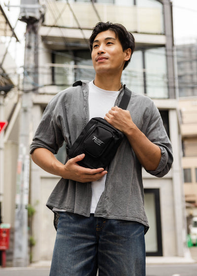 Moonyx Crossbody - Moonyx_Crossbody_photo_4.jpg