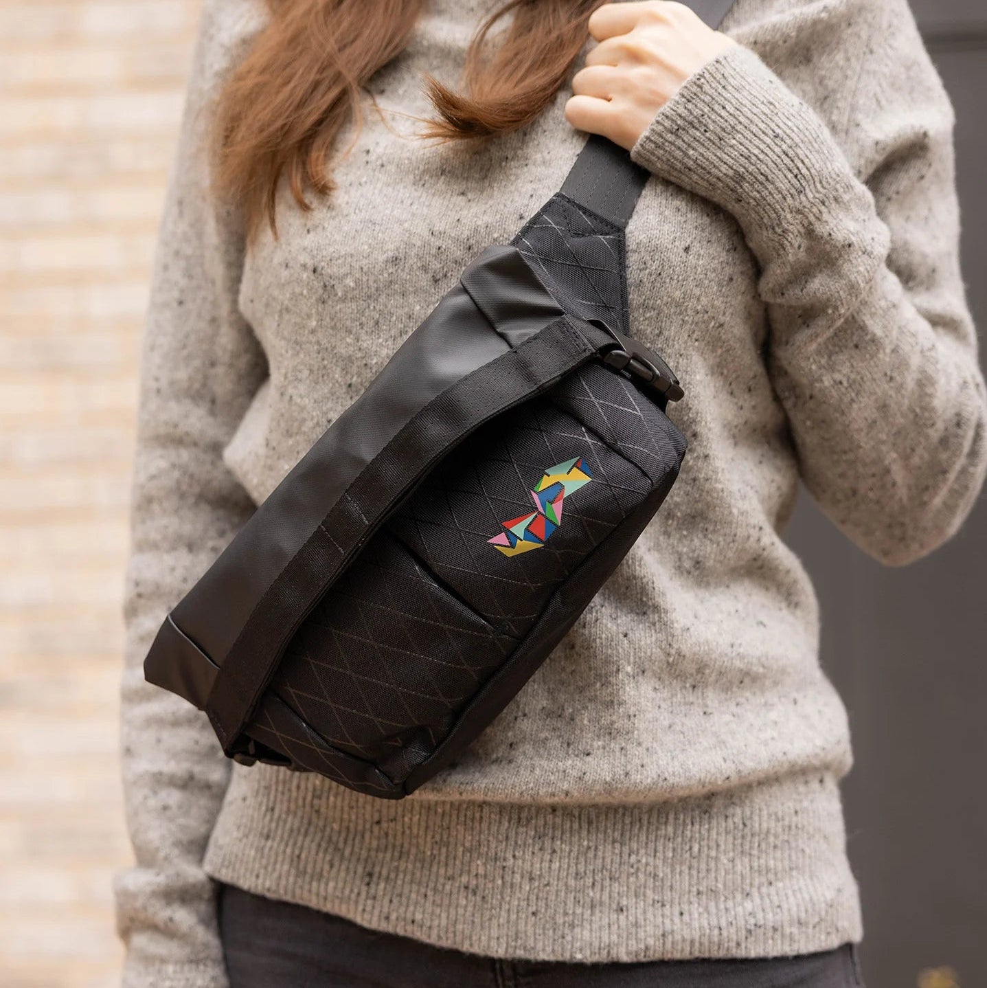 Obsidia Crossbody MAIN