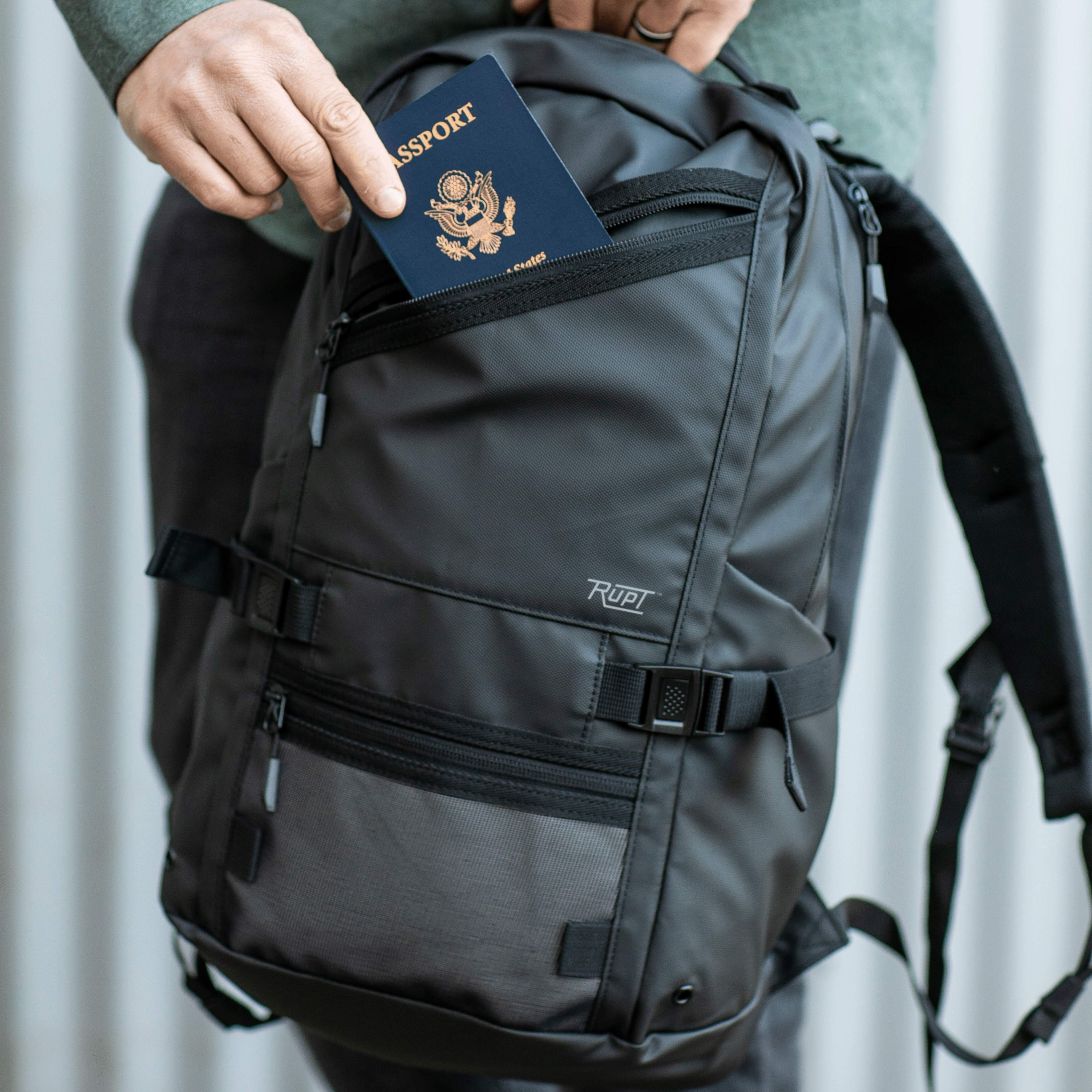 Rupt - Rivin 18L Backpack Rupt - Rivin 18L Backpack